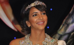 manchu-lakshmi-happy